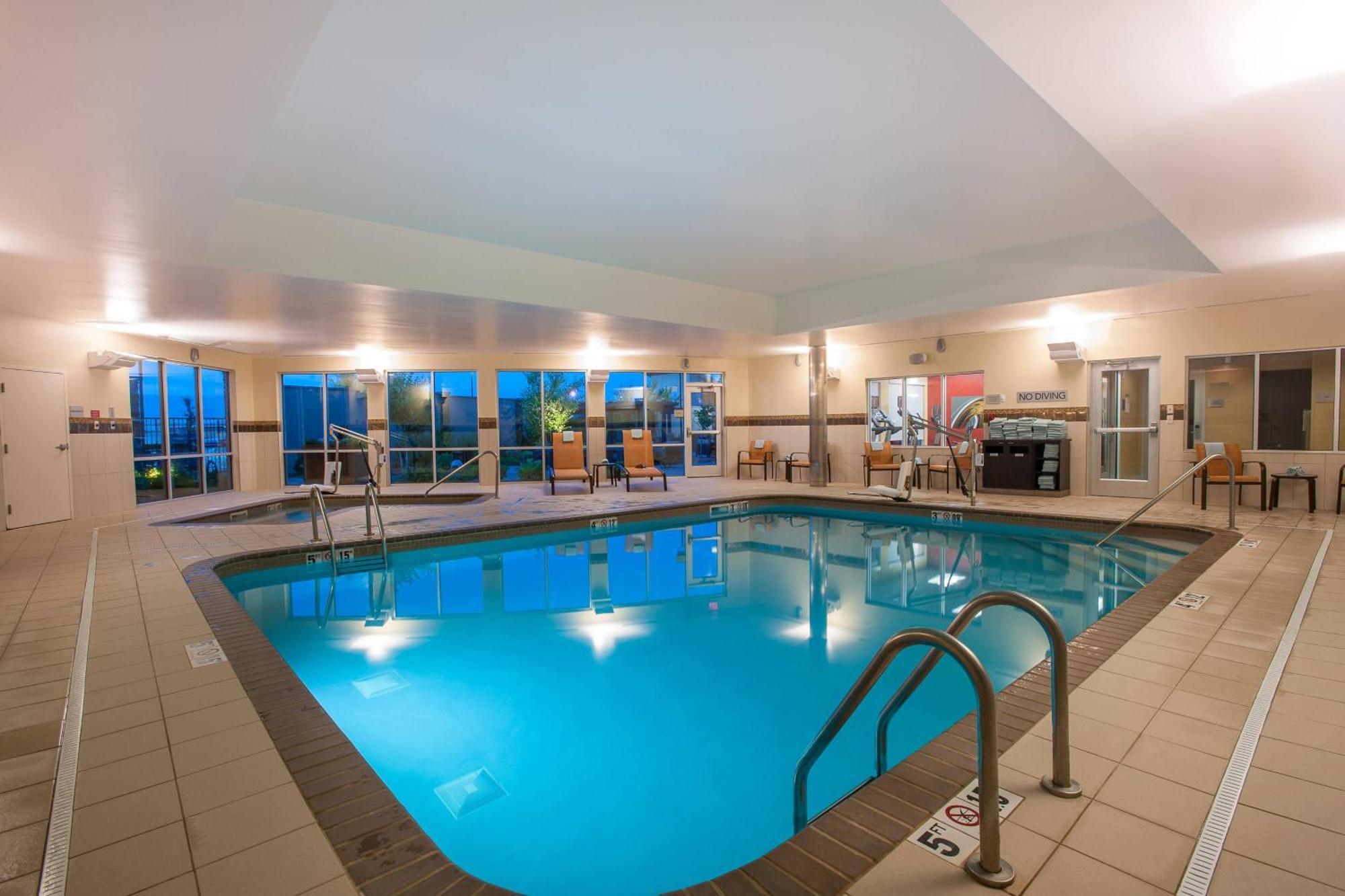 Courtyard Mankato Hotel & Event Center Eksteriør billede